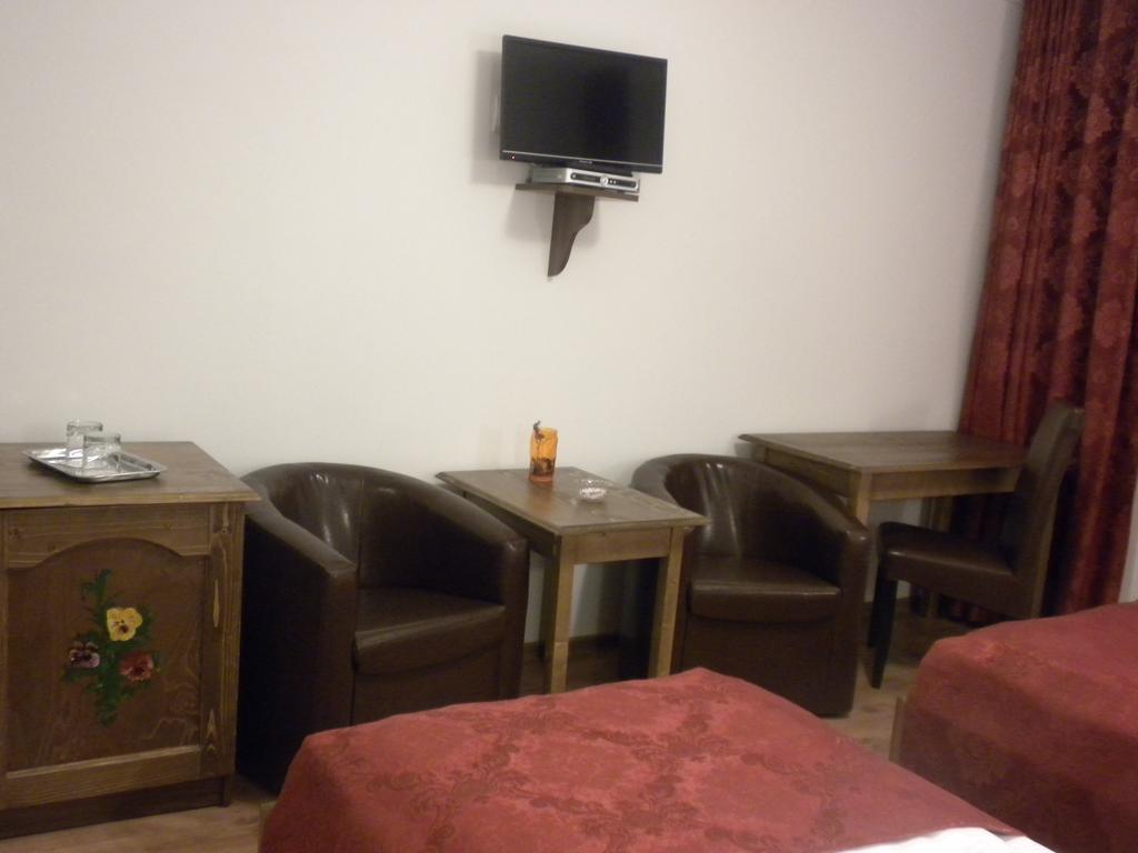 Pensiunea Cetatea Craiului Maison d'hôtes